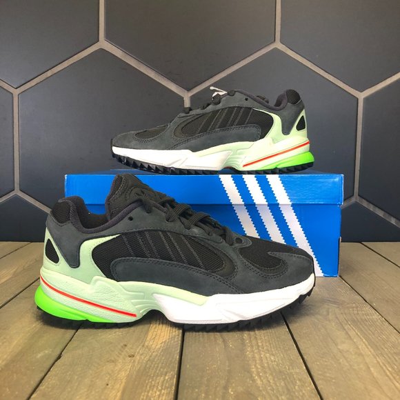 adidas yung 1 5.5